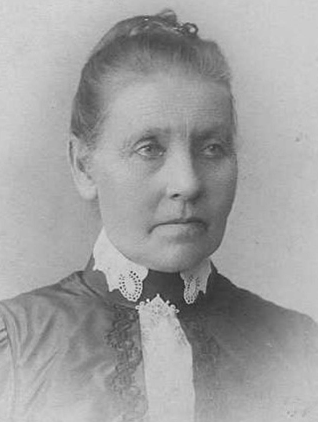 Julia Teoa Johansen (1841 - 1905) Profile